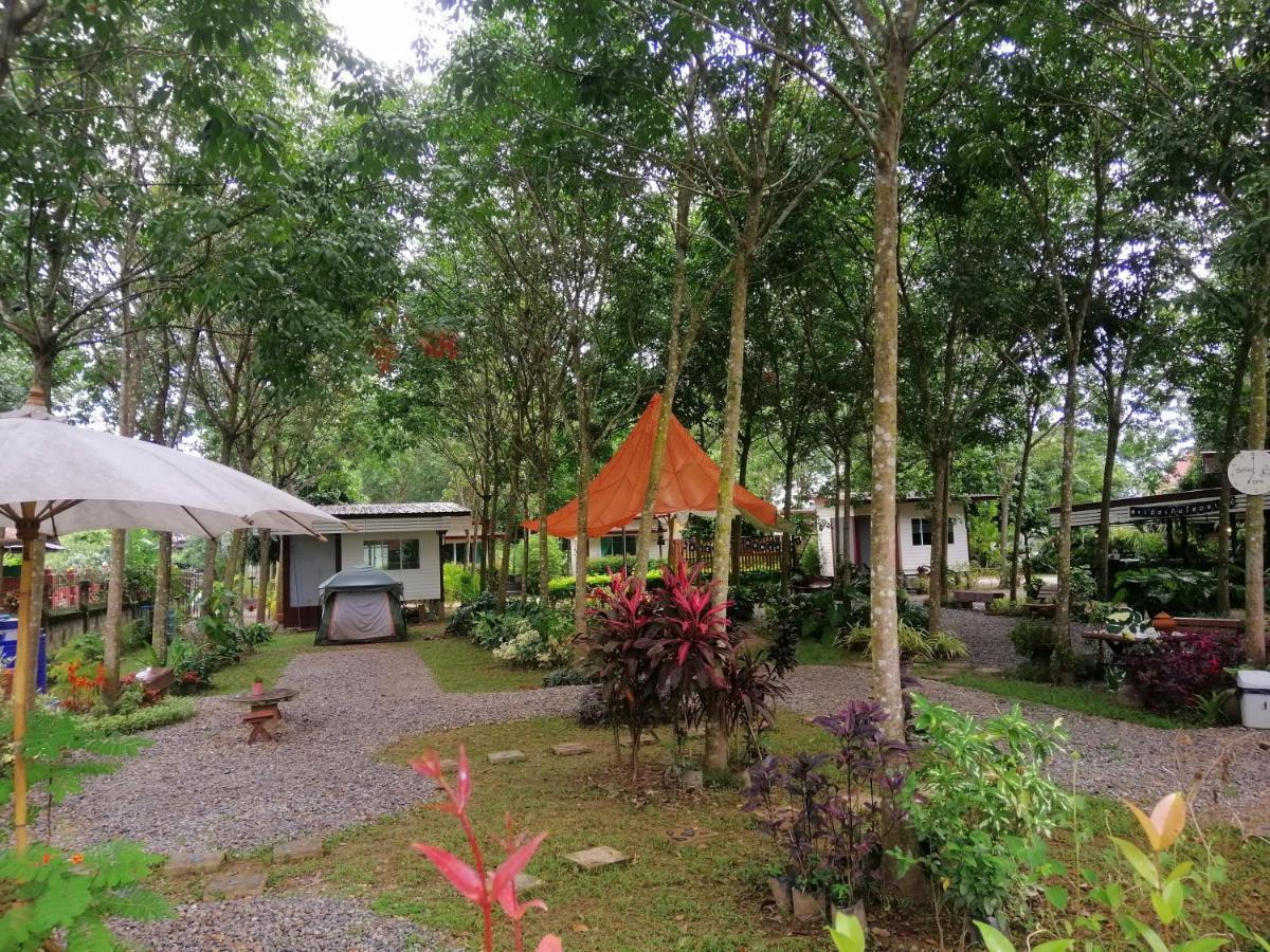 Sameikei Homestay Phrae Exterior foto